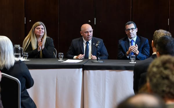 Sastre asamblea foro transparencia
