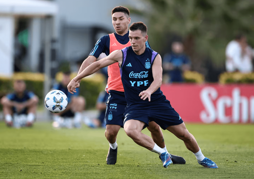 Gonzalo Montiel y Giovani Lo Celso tampoco estarán en los partidos ante Uruguay y Brasil. (REUTERS/Agustin Marcarian)