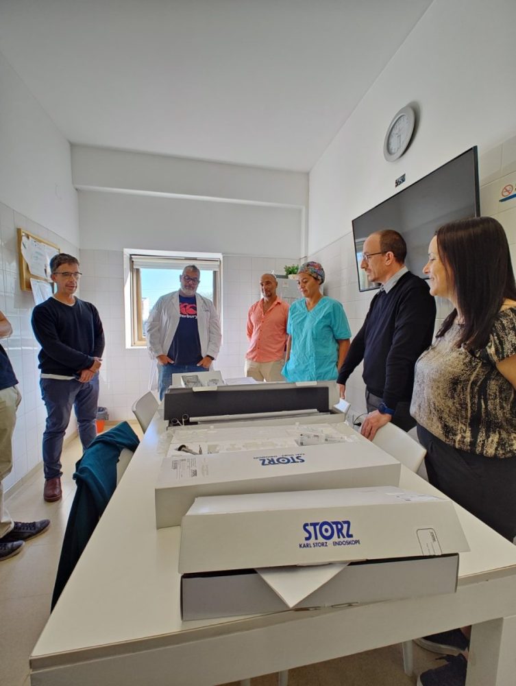 Moderno Equipo de Urología