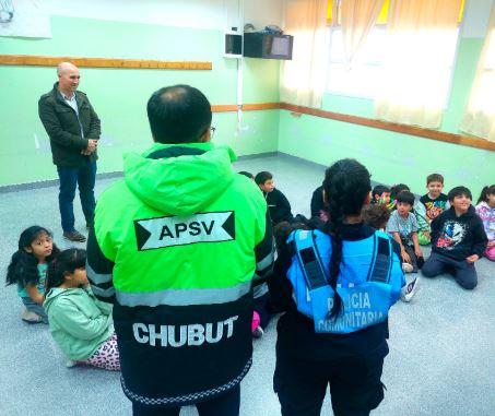 Chubut promueve educación vial y prevención en las escuelas primarias de Rawson
