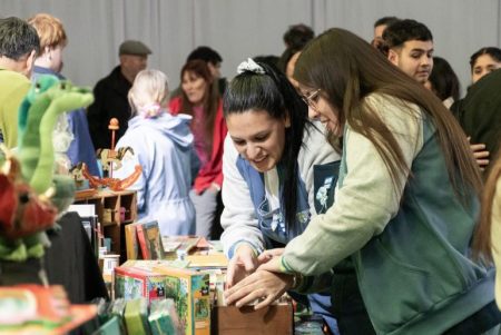 Inicia calendario de Ferias del Libro de Chubut 2025