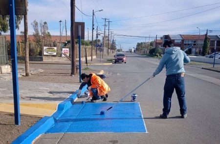 Obras Públicas de Rawson optimiza el mantenimiento de infraestructura educativa en Playa Unión