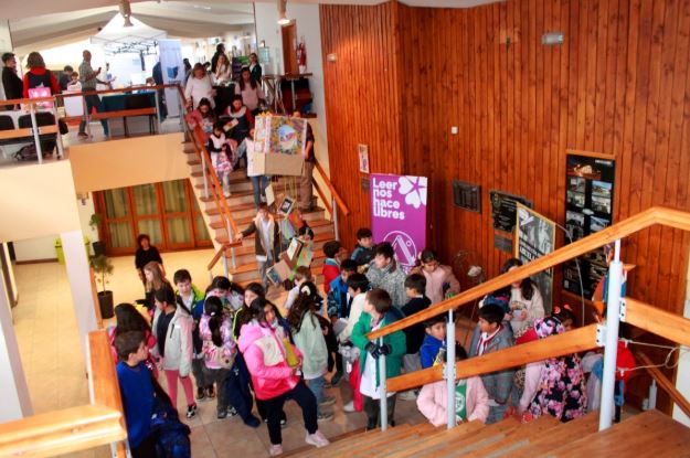 Se inauguró la segunda edición de la Feria Municipal del Libro en Esquel