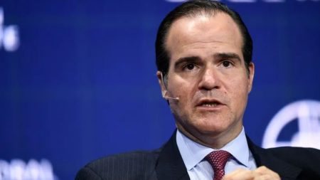 Un funcionario de Donald Trump consideró que por la renovación del swap con China Argentina no será libre