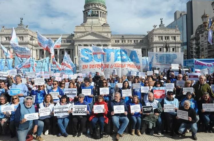 docentes anunciaron paro y movilización para el 22 de mayo