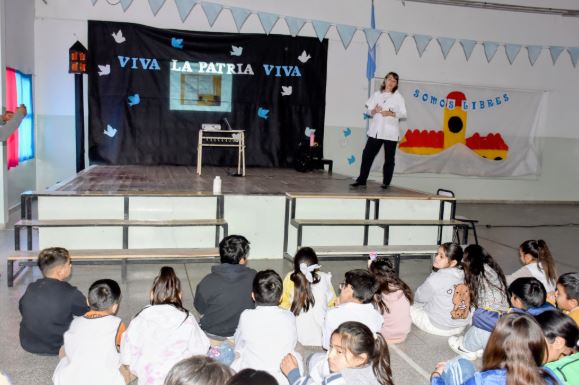 Charla Trelew deja huellas en la Escuela N 173