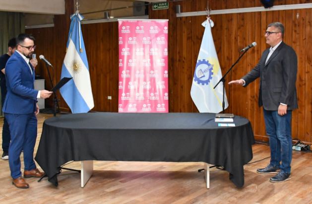 Esquel - Taccetta tomó juramento a Juan Ripa y Walter Torres para asumir en gabinete municipal