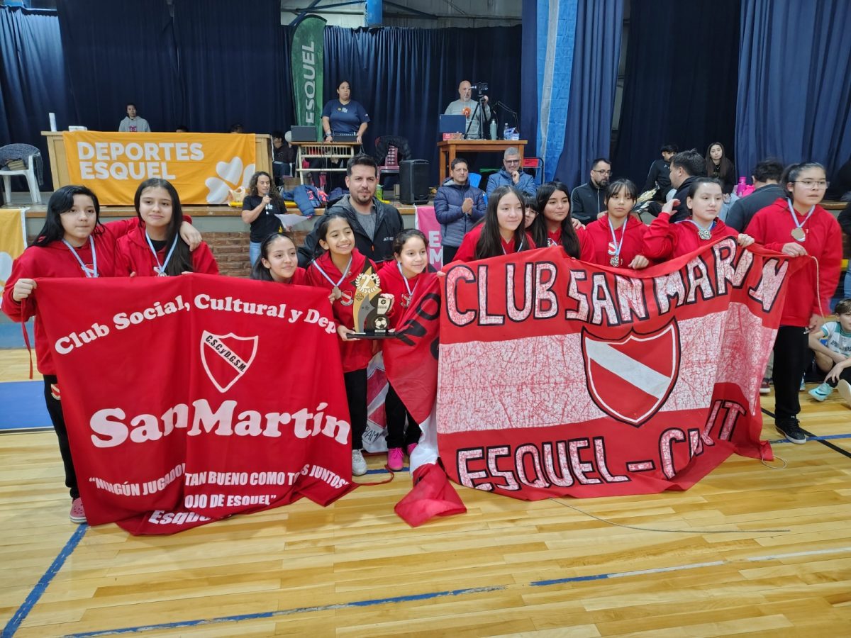 Equipos campeones y compromiso municipal con el deporte infantil en Esquel