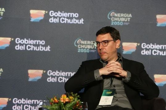 Operadoras PECOM y Crown Point delinearon un panorama para sostener y potenciar la producción.