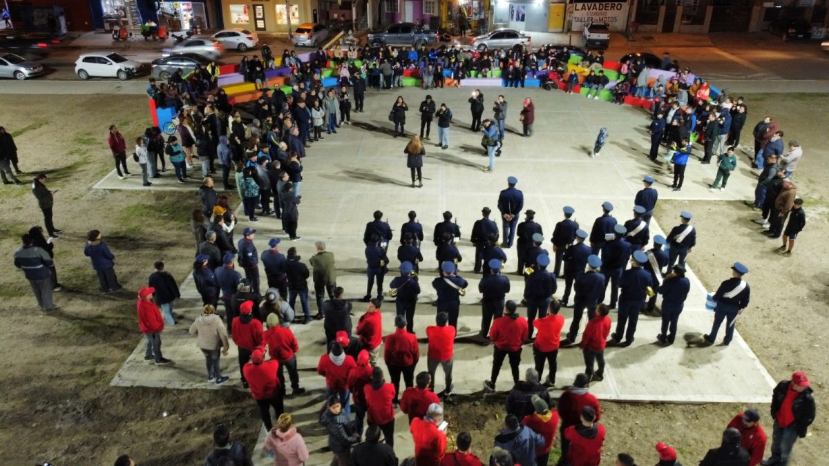 Inauguran la plaza “Ernesto Vidal” en Don Bosco con apoyo vecinal y fondos municipales