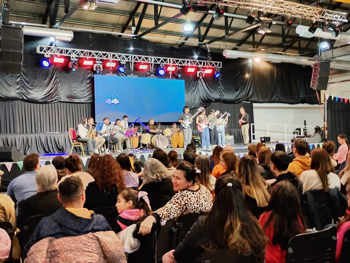 Chicos al Escenario Comodoro