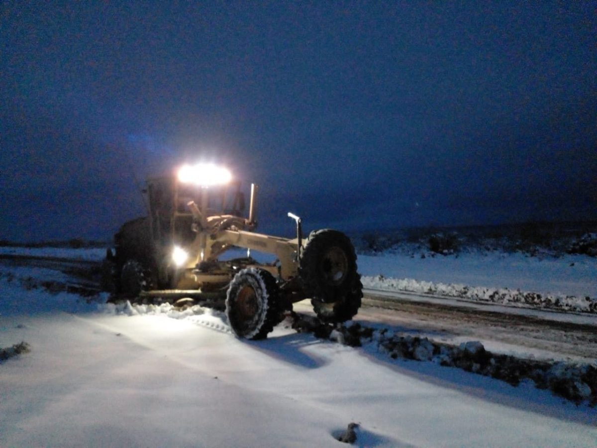 Chubut refuerza el operativo para asegurar la circulación en rutas provinciales tras intensas nevadas 