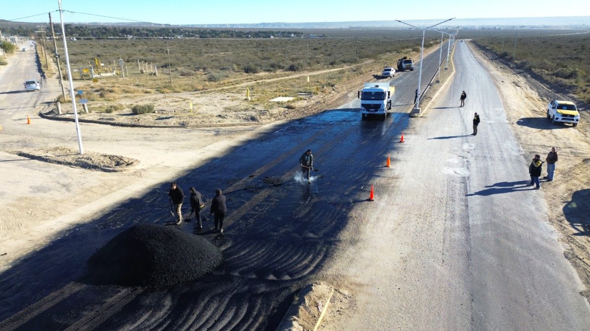 La Provincia mejoró el acceso al barrio Solanas en Puerto Madryn con nuevas obras viales