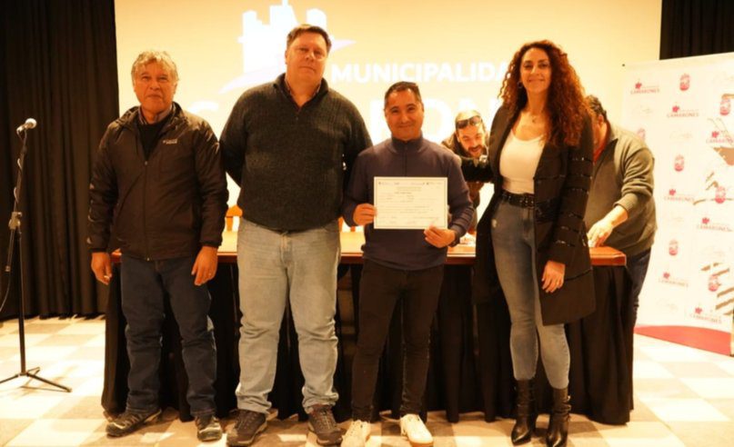 Impulsan la formación profesional en Camarones para fortalecer el empleo y el desarrollo local