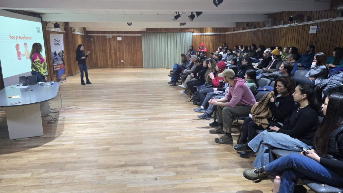 Taller de Anfitrión Turístico en Esquel fortalece el turismo local 