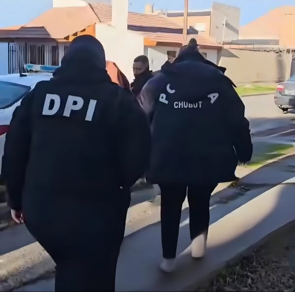 Trelew: allanamientos y arrestos tras violento ataque a un delivery