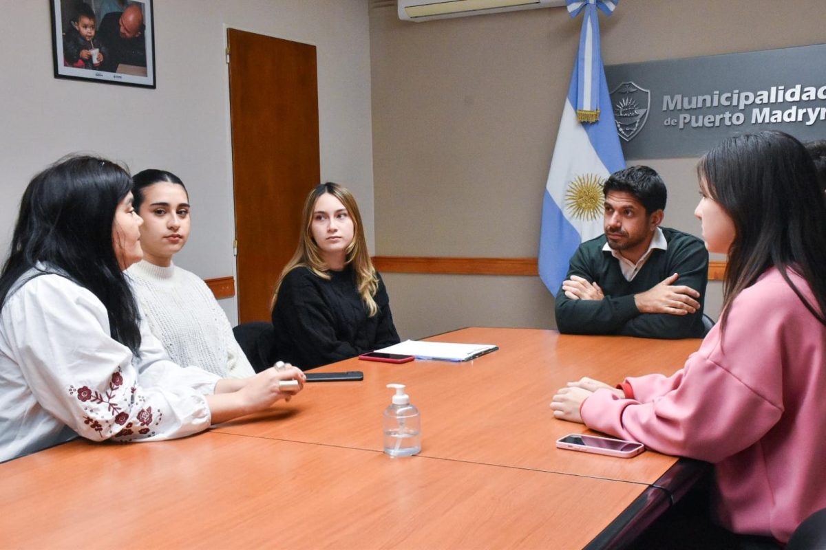 El Viceintendente rampas accesibles en las escuelas de la ciudad
