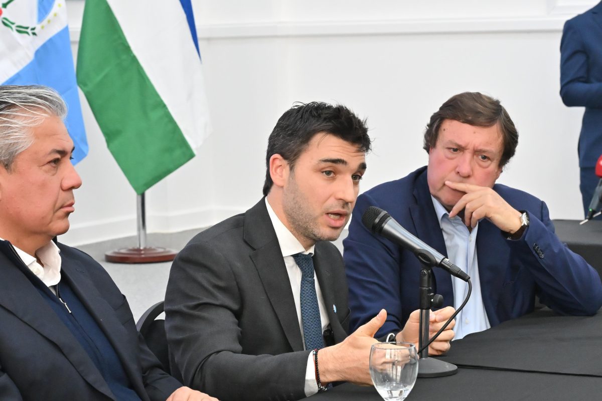  Torres ratificó la ampliación del Gasoducto Cordillerano y el rol energético de la Patagonia