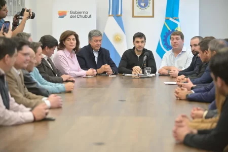 Nacho Torres: "Necesitamos diputados que sepan plantarse cuando hay que plantarse" y defender a Chubut