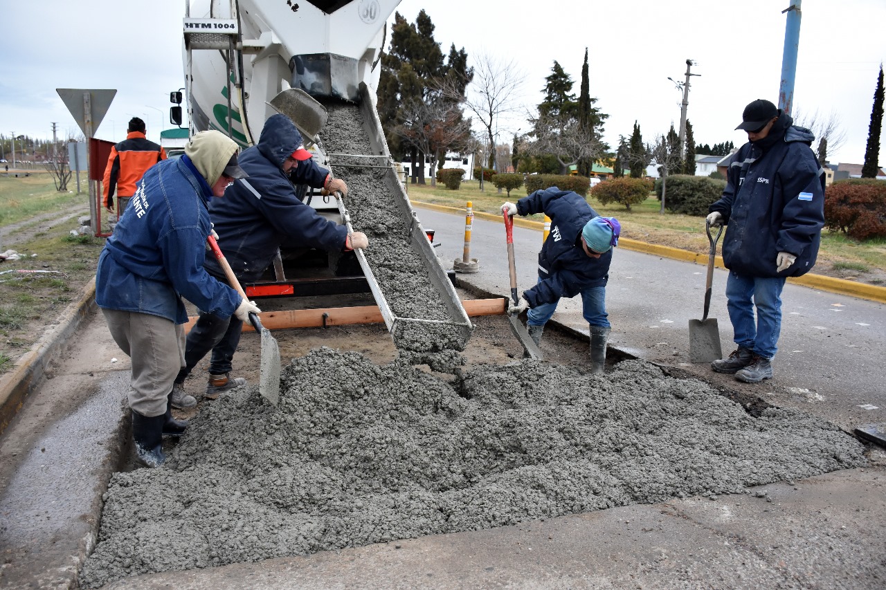 hormigonado rotonda 5 de Octubre Trelew