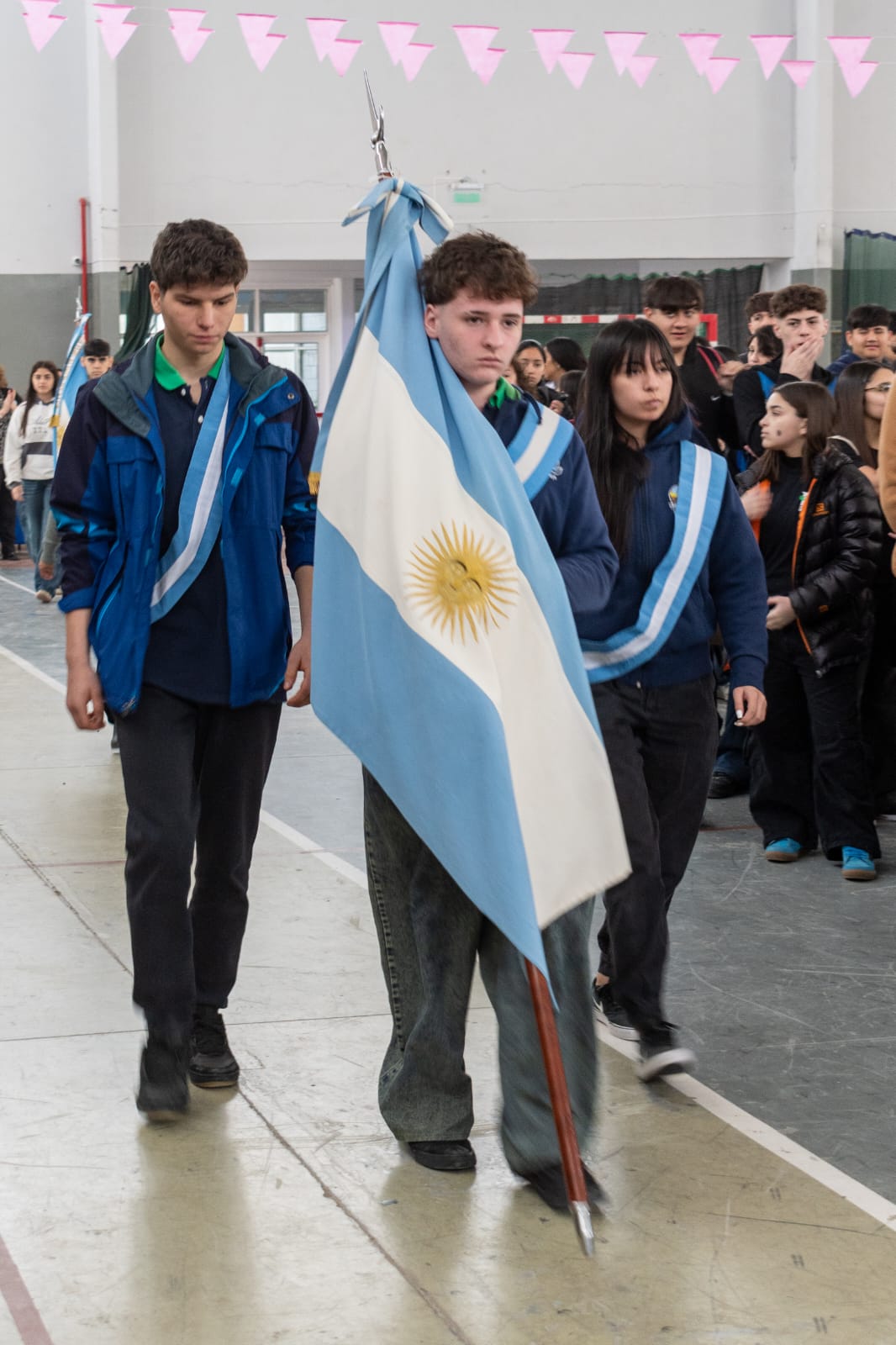 Expo Uni 2025 en Gaiman reunió a estudiantes e instituciones 