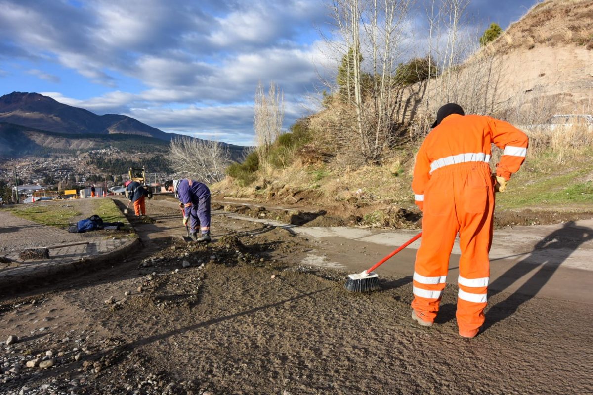 La Municipalidad de Esquel llevó todos sus servicios al barrio Cañadón de Bórquez con el programa “La Muni cerca Tuyo”