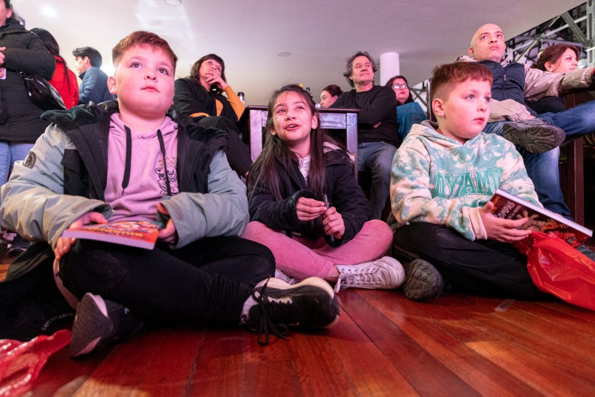 Más de 40 mil personas visitaron la Feria del Libro de Comodoro, que se consolida como referente cultural