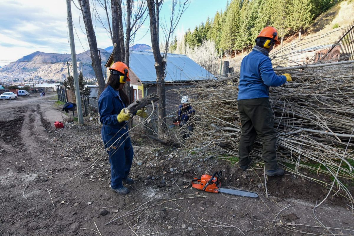 La Municipalidad de Esquel llevó todos sus servicios al barrio Cañadón de Bórquez con el programa “La Muni cerca Tuyo”