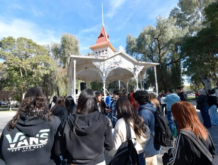 La Escuela 712 impulsó la primera radio abierta escolar en Trelew