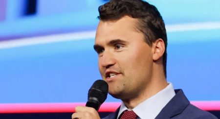 Murió Charlie Kirk, el activista pro Trump que recibió un disparo en un acto en Estados Unidos