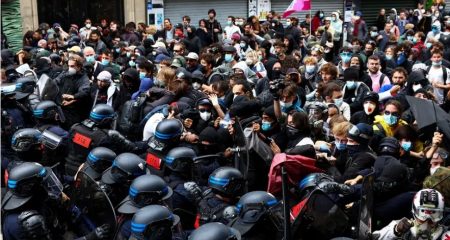Protesta y bloqueo Policía desaloja universidades de París