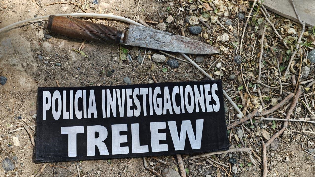 Hallan ropa quemada en chulengo del presunto asesino de policía