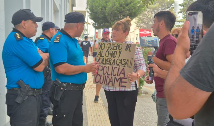 “Hay que encontrar al culpable”: El grito de justicia de la familia de Valeria Schwab que conmueve a Comodoro
