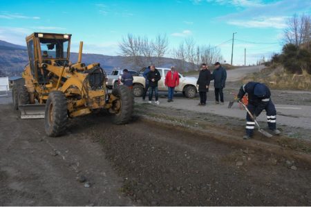 Comenzó obra de adoquinado en la Avenida Fontana del barrio Cañadón de Bórquez