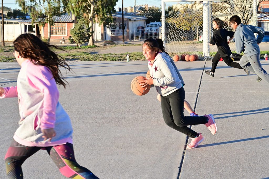 Madryn: Los talleres deportivos municipales continùan en el Barrio Peròn