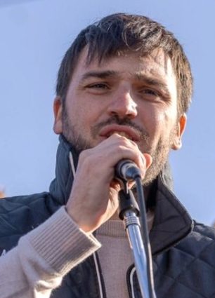Torres: “En caso de acceder a la Gobernación, el primer año será para resolver el desastre de esta gente”