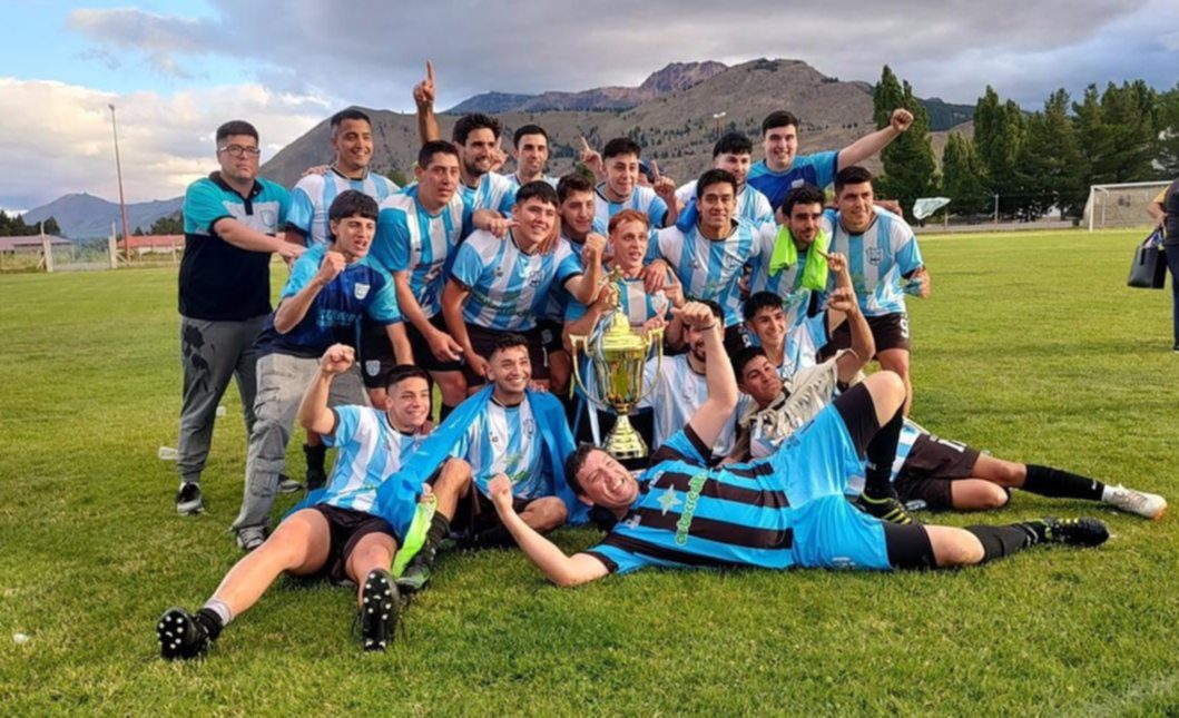 Celebración campeón Belgrano Cholila