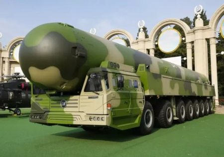 China expande arsenal nuclear