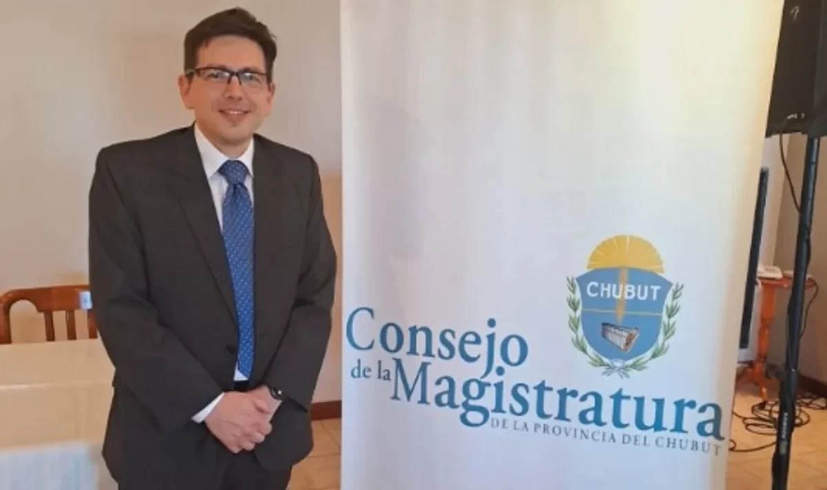 Emiliano Gabet asume cargo