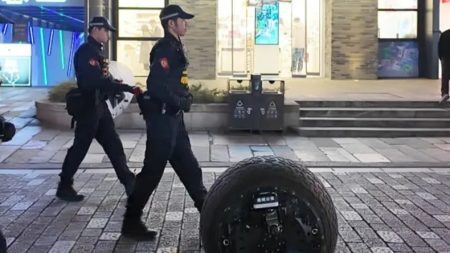 China crea el robot policía que podría acabar con la inseguridad mundial