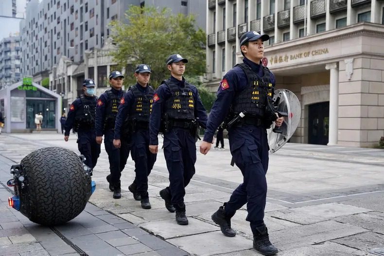 China crea el robot policía que podría acabar con la inseguridad mundial