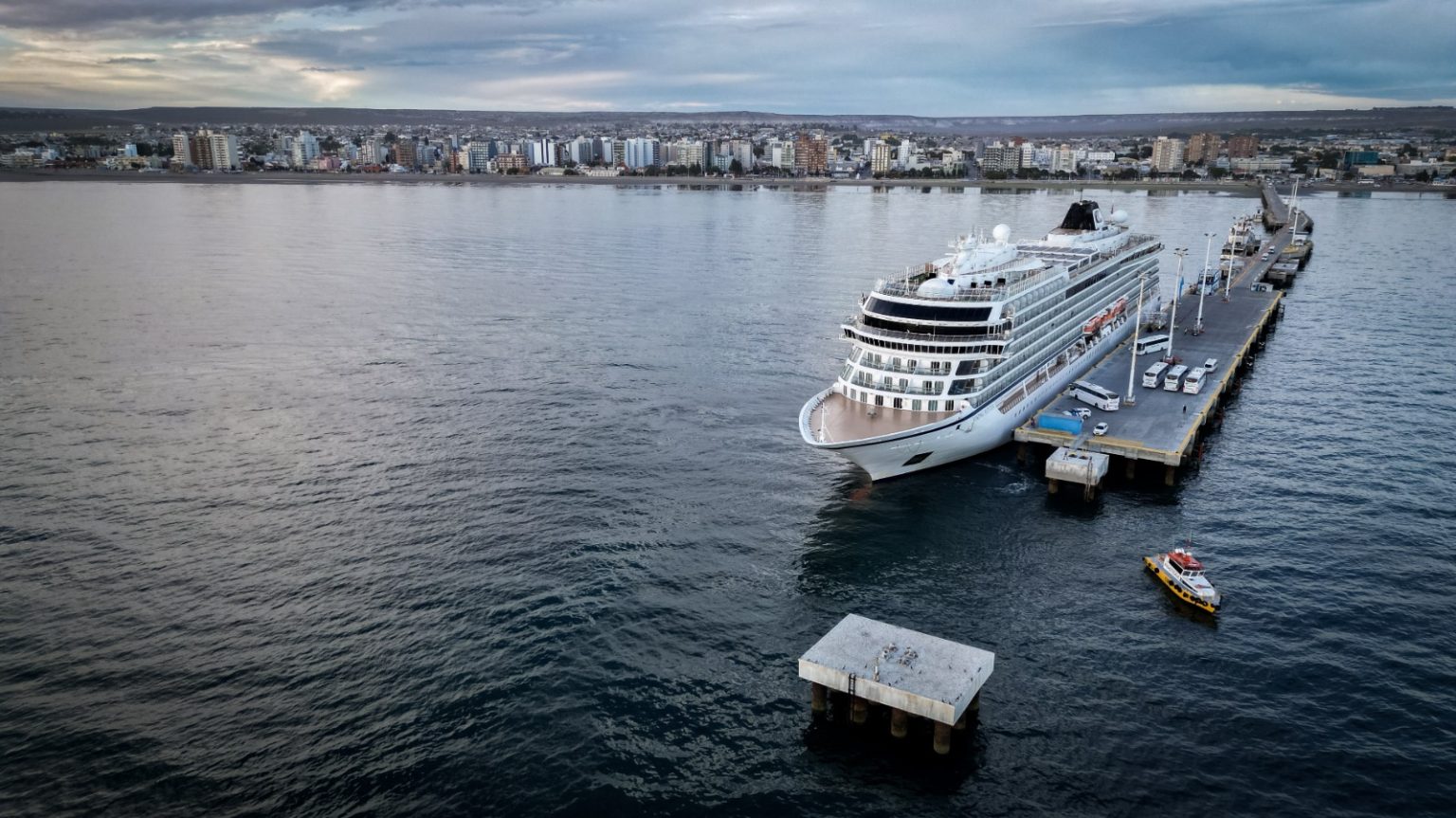 Cruceros en Chubut: Llegó a Puerto Madryn el Buque Viking Jupiter por tercera vez