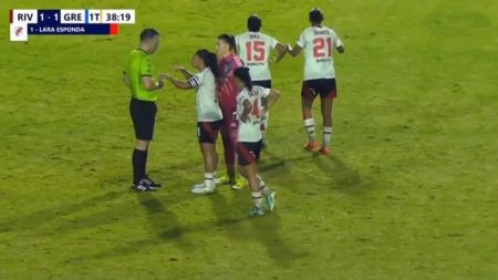 El fútbol femenino de River protagonizó un escándalo por gestos discriminatorios en Brasil