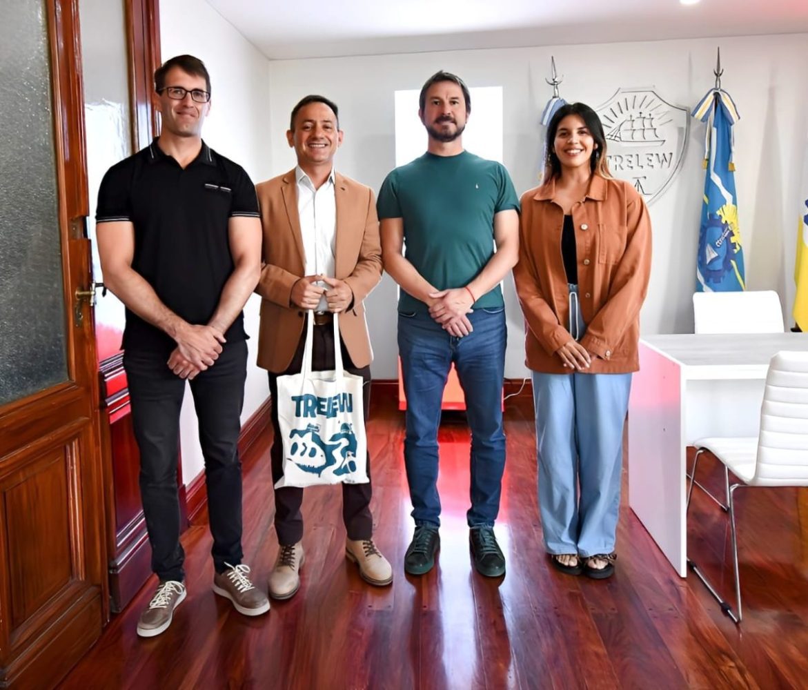 Gerardo Merino y Felipe Rinaldo firman convenio de turismo