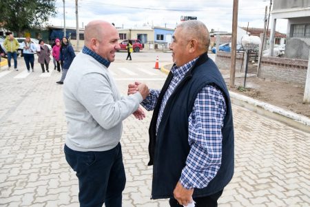 Inauguran nuevo adoquinado en Puerto Madryn