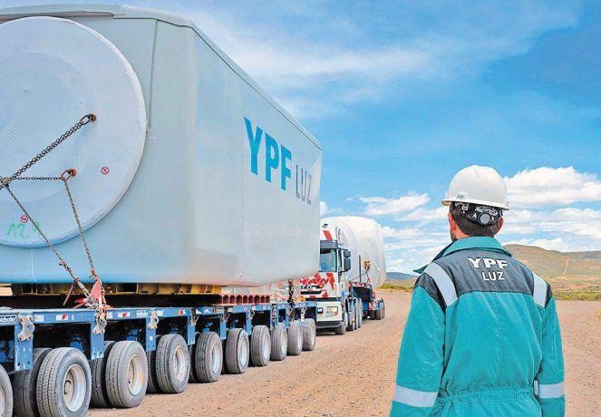 YPF tiene un «Plan 4×4» con el que busca impulsar la transición energética y la descarbonización