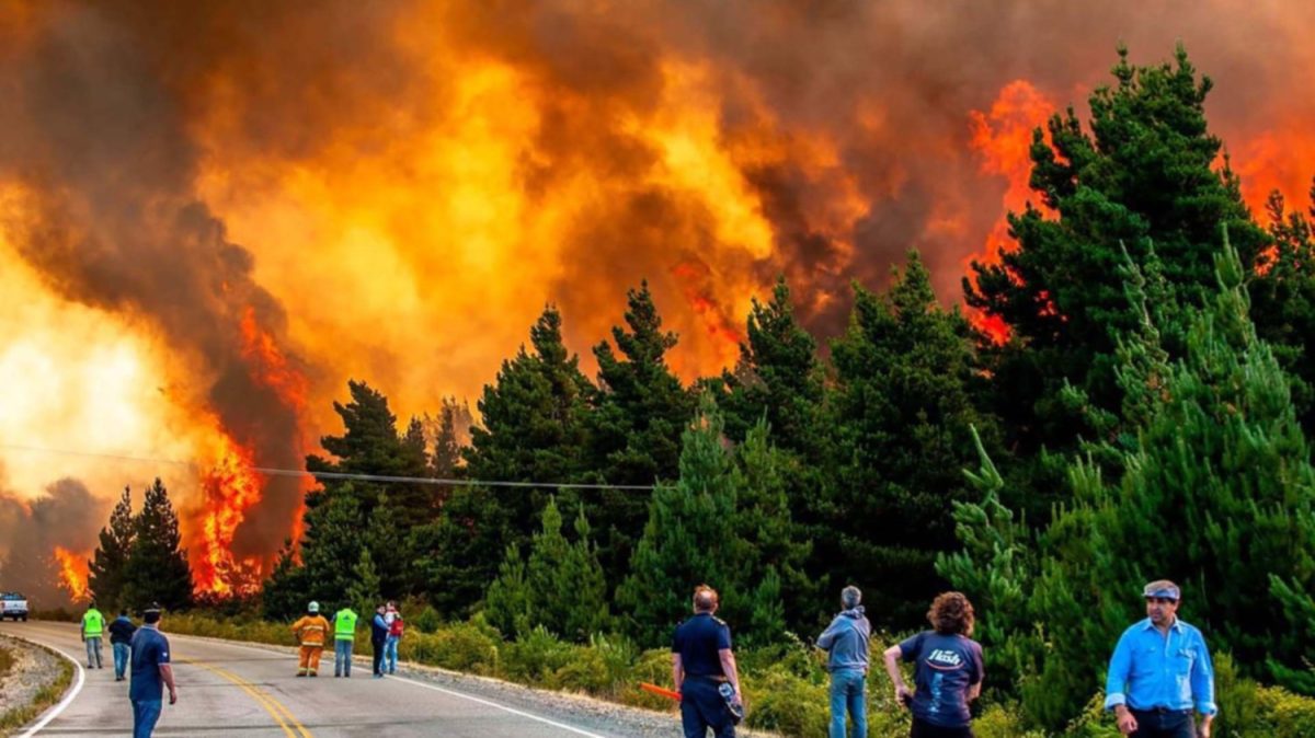 Incendio forestal en Epuyén