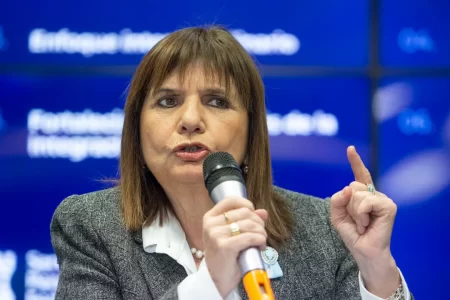 Ministra Bullrich sobre desalojo