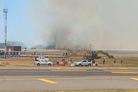 Bomberos controlaron incendio Ezeiza