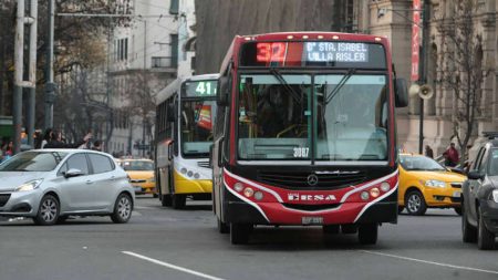 Paro de colectivos levantado